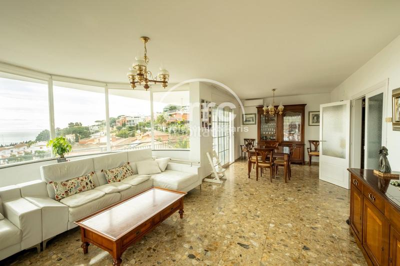 Foto 192491b4-ad21-4470-a6d3-53b08bf75048. Casa amb calefacció aparcament piscina a Urbanitzacions Arenys de Mar