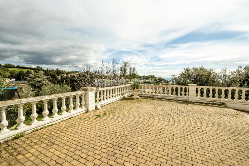 Foto 37e2929c-7098-4de3-960f-9403e9c0ca0d. Casa amb calefacció aparcament piscina a Urbanitzacions Arenys de Mar