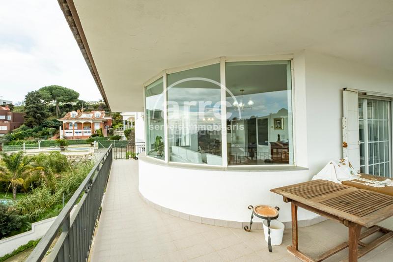 Foto 522c042b-0379-4a4e-ad9c-c659cb546b3d. Casa amb calefacció aparcament piscina a Urbanitzacions Arenys de Mar