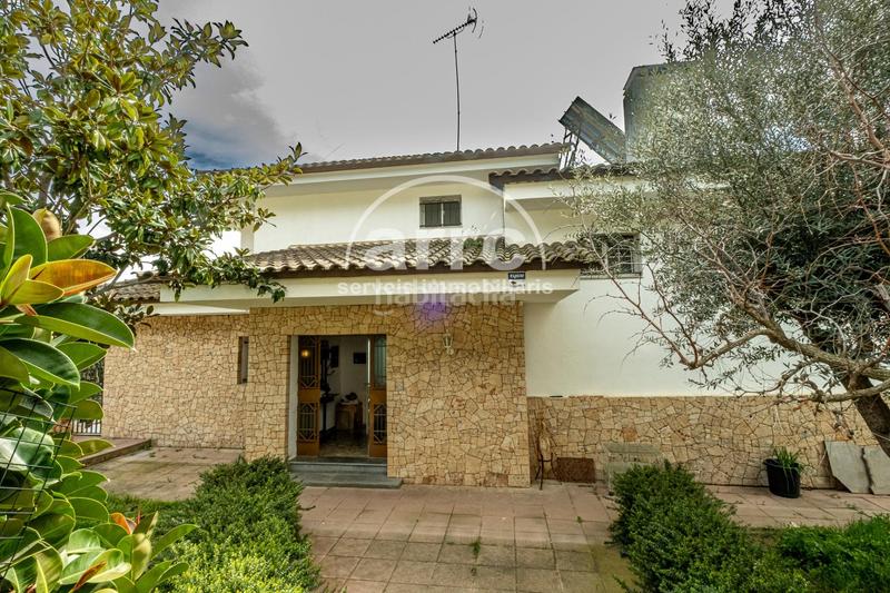 Foto 79730438-4b56-4d38-8175-b9885024f597. Casa amb calefacció aparcament piscina a Urbanitzacions Arenys de Mar