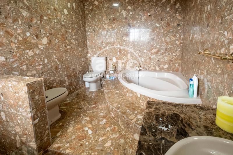 Foto af3b1ba6-59eb-49b0-89b6-b2bac946537d. Casa amb calefacció aparcament piscina a Urbanitzacions Arenys de Mar