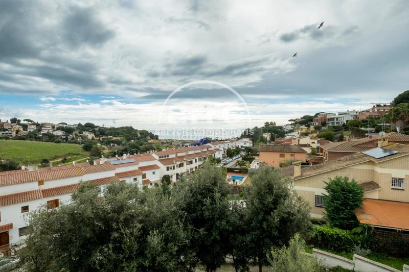 Foto be268c25-ca23-45ce-bac7-0099926ac3e3. Casa amb calefacció aparcament piscina a Urbanitzacions Arenys de Mar