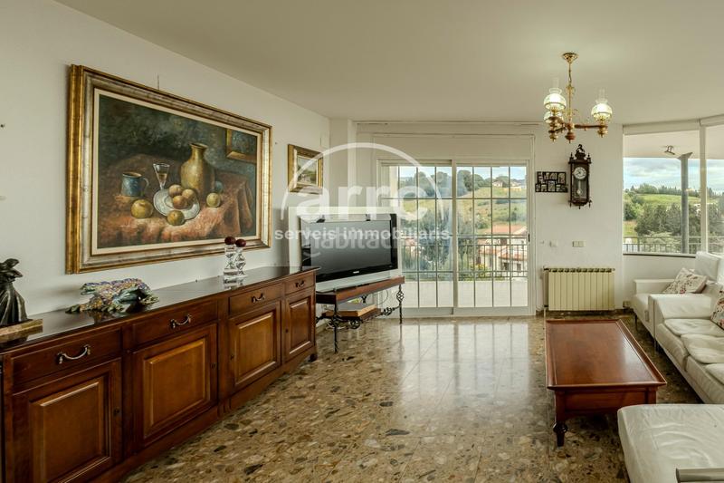 Foto da66c85a-c4d7-4a24-b063-415d89a6d6e5. Casa amb calefacció aparcament piscina a Urbanitzacions Arenys de Mar