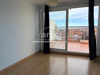 Appartement à Centre-Nucli Antic. Ático con vistas