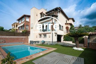 Miete Haus in Premià de Dalt. Casa 4 vientos en alquiler