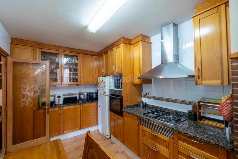 Foto 3bcc48f9-fc79-44ed-bdd9-bca2230eaa6e. Casa  de pueblo en el centro ideal para reformar a tu gusto en Cabrils