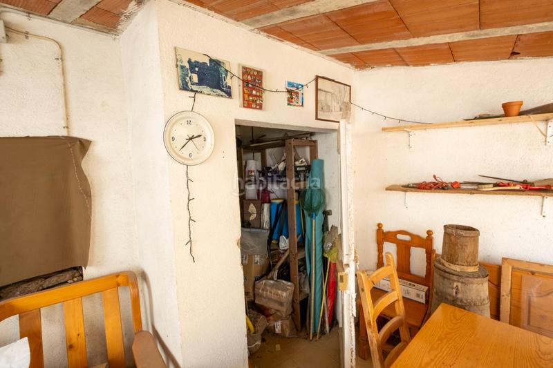 Foto da2f2e85-6bd5-4c8a-8924-63dfb3a34a4e. Casa  de pueblo en el centro ideal para reformar a tu gusto en Cabrils