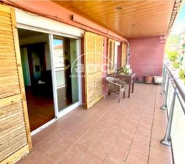 Flat in Centre-Nucli Antic. Precioso piso con vistas al mar, terraza y mucha luz natural