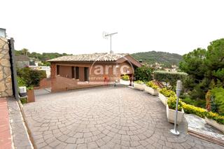 Maison à Cabrils. Exclusiva casa en cabrils