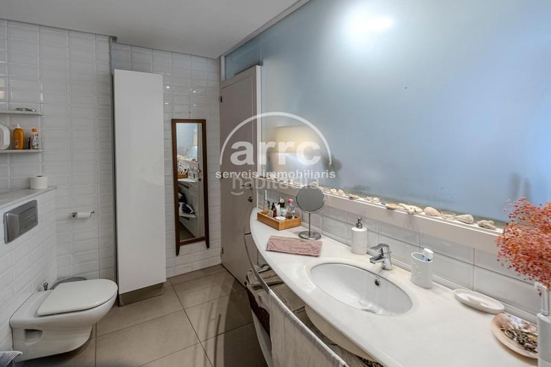 Foto c9b08bdc-d4bf-43bf-b8a9-3dfbfb6556f4. Pis amb calefacció a Centre Mataró