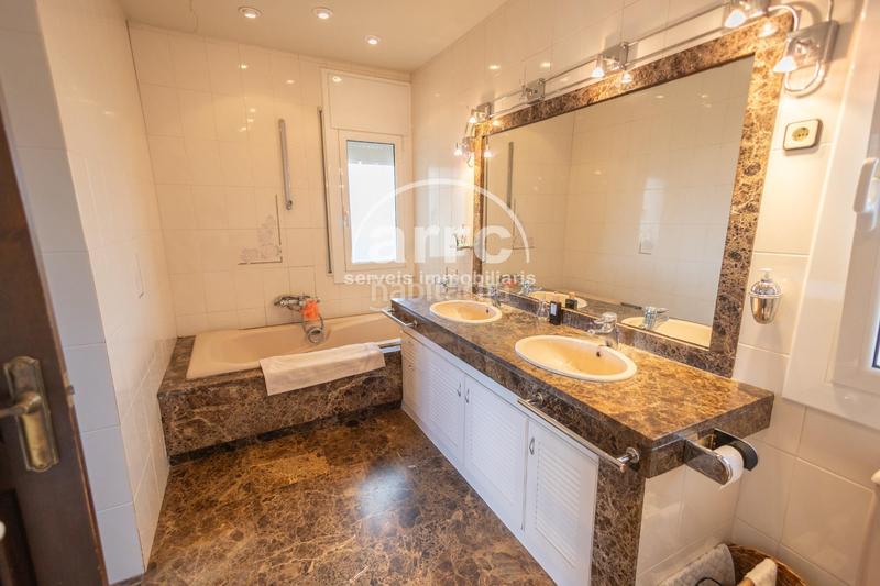 Foto 8e7db921-1f66-47fb-acf8-25398652d94c. Maison avec chauffage parking dans Vilassar de Dalt