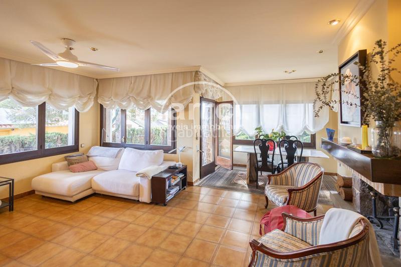 Foto d5d4789d-7569-4145-a18f-1d3b84a2afcf. Maison avec chauffage parking dans Vilassar de Dalt