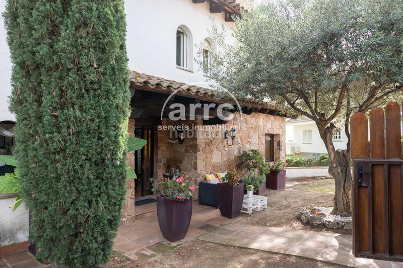 Foto db75ce48-f4e6-427e-9973-17fd17e527eb. Maison avec chauffage parking dans Vilassar de Dalt