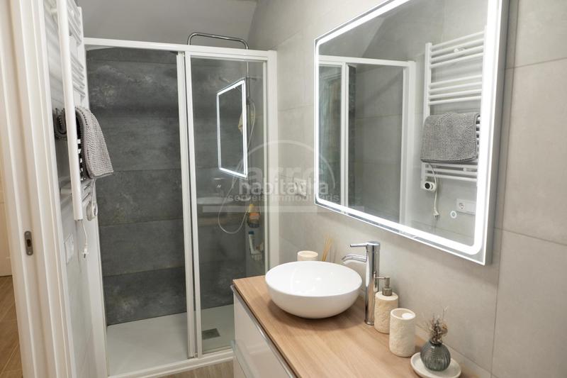 Foto c898f62f-a3a2-4cca-9352-0cab26e09ecb. Planta baja magnífica planta baja en casco antiguo de premia de mar en Premià de Mar