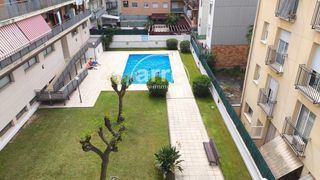 Zweistöckige Wohnung in Calella. Duplex en calella