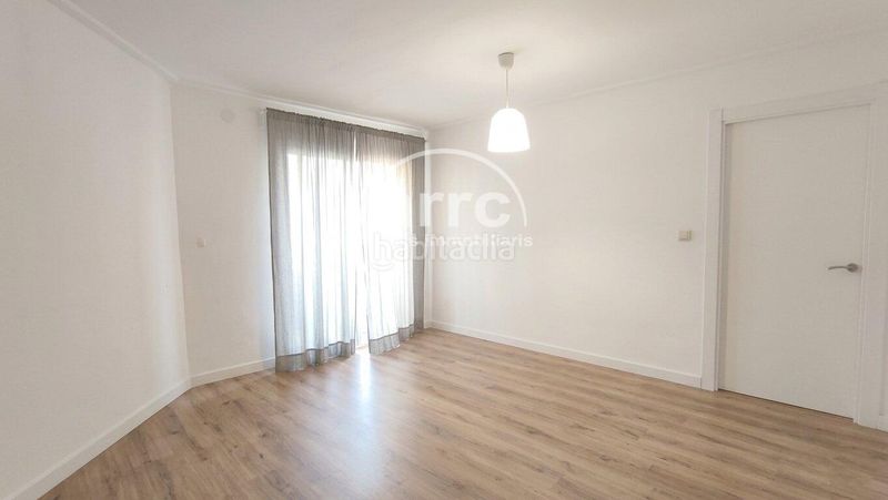 Foto 36ba6fe0-b179-445b-8781-93d0b525e8c0. Pis amb calefacció a Peramàs Mataró
