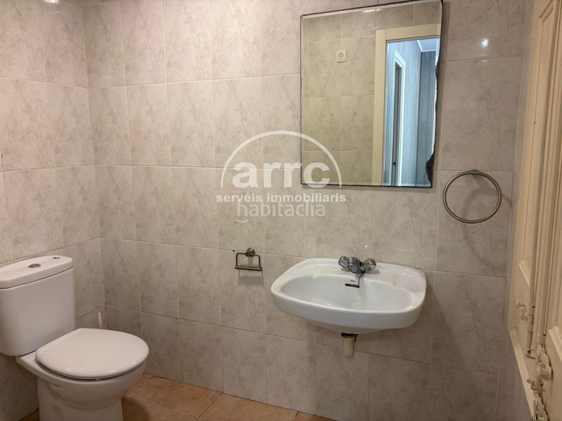 Foto 40276a6c-db8a-4f22-a8ae-29e9350de34f. Local comercial a Centre-Nucli Antic Premià de Mar