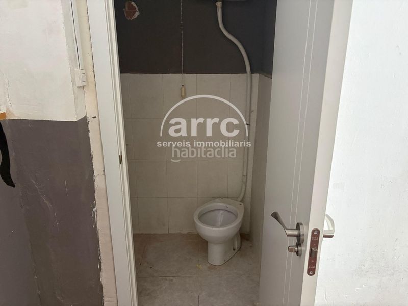 Foto 66f91368-0a4b-4dd9-a0a3-45dbd3a553c7. Local comercial a Centre-Nucli Antic Premià de Mar