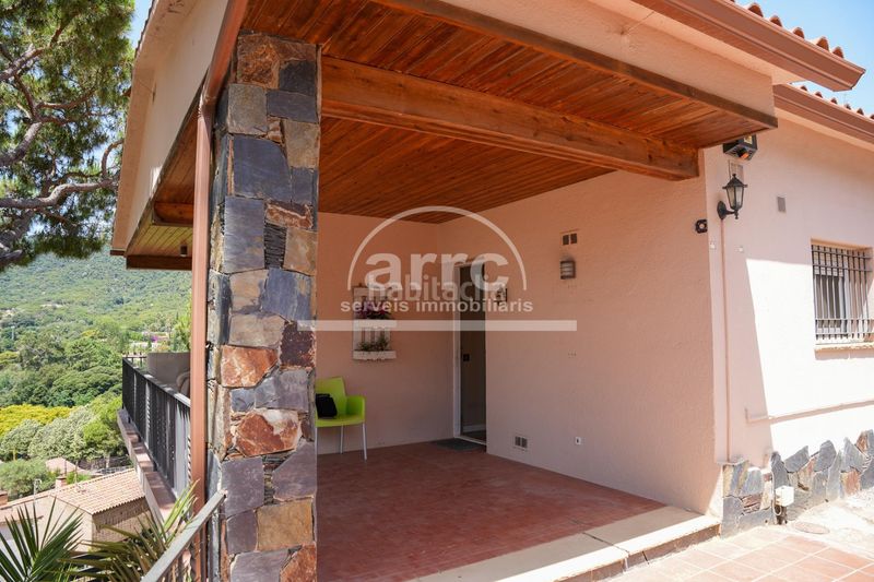 Foto cc688554-c89d-4b50-ba86-5ddb5141a402. Casa amb calefacció aparcament a Cabrils