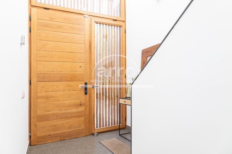 Foto bcb4cd5d-0956-4ccc-a9b0-3dd7964c8a40. Casa amb aparcament a Cabrils