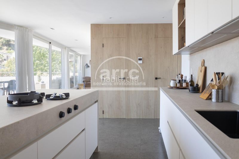 Foto d309bb4d-2284-4c79-85cb-0259487a5180. Casa amb aparcament a Cabrils
