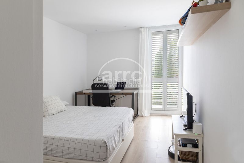 Foto eccb1560-8eb6-4264-8262-56b5c2b1a91d. Casa amb aparcament a Cabrils