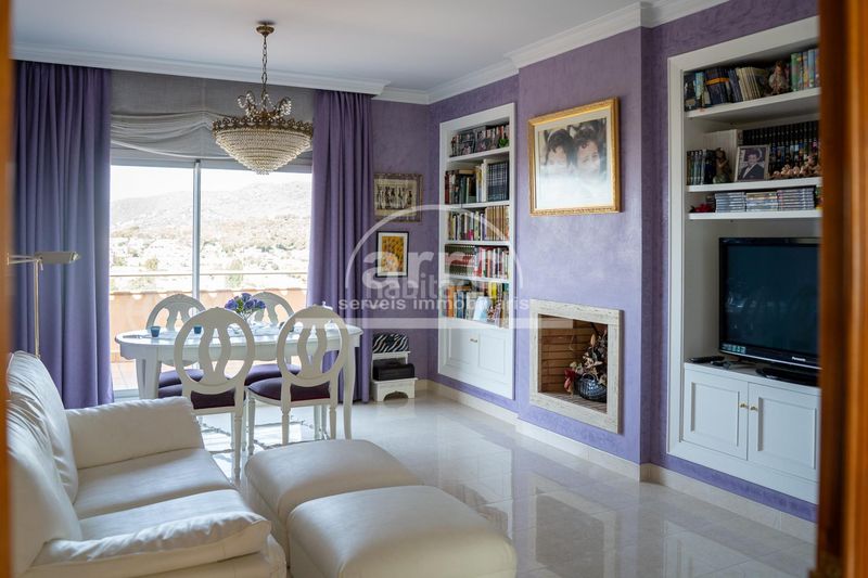 Foto 0a94136c-d6f3-4aa7-ac3e-bb8f3bfe6b75. Casa amb aparcament a Cabrils