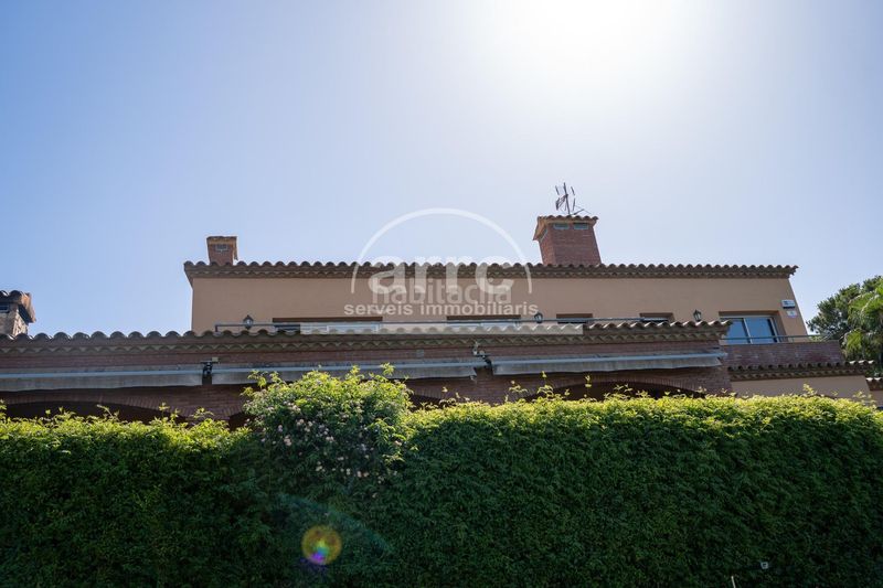Foto 5192c2ab-5d6d-42af-8972-ab3608c7dab9. Casa amb aparcament a Cabrils