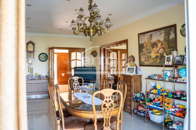 Foto 5c487031-1904-4328-8019-5db09ceb2fa5. Casa amb aparcament a Cabrils