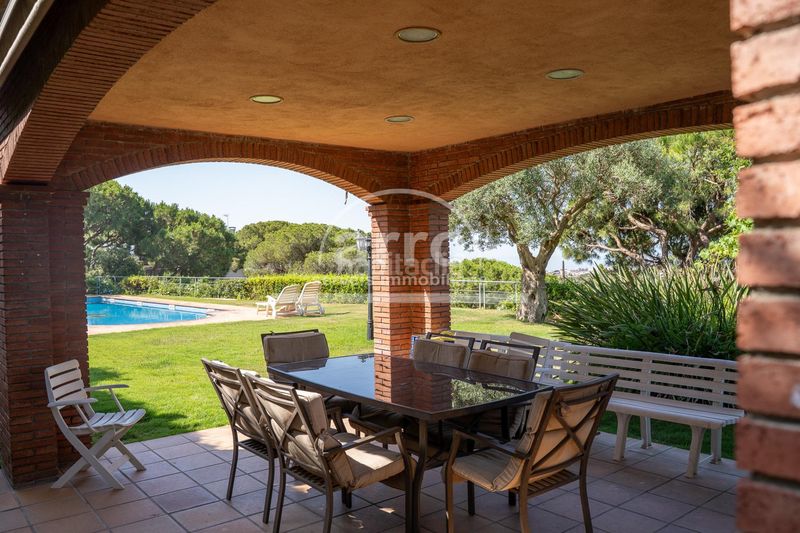 Foto 6ae61643-48cb-474a-b328-7bab5fd2a5af. Casa amb aparcament a Cabrils