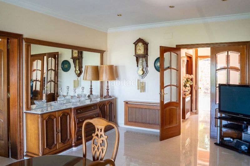 Foto afde4f4a-a05b-4c95-8b3f-b7ef33e4b2fa. Casa amb aparcament a Cabrils