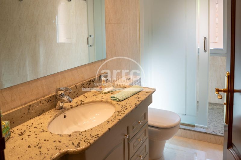 Foto e2450b07-8c4f-4d22-ab37-5845ef00b22c. Casa amb aparcament a Cabrils