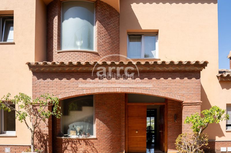 Foto ef20314c-b0a1-44b8-a200-636317ad3763. Casa amb aparcament a Cabrils