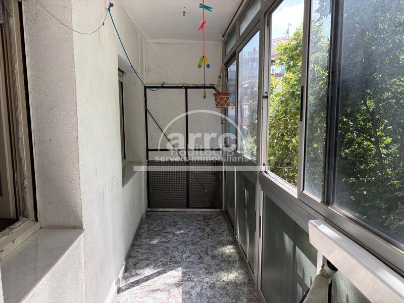 Foto ee0d9003-276e-4cb9-a63c-a8baf2810234. Pis a Trinitat Vella Barcelona