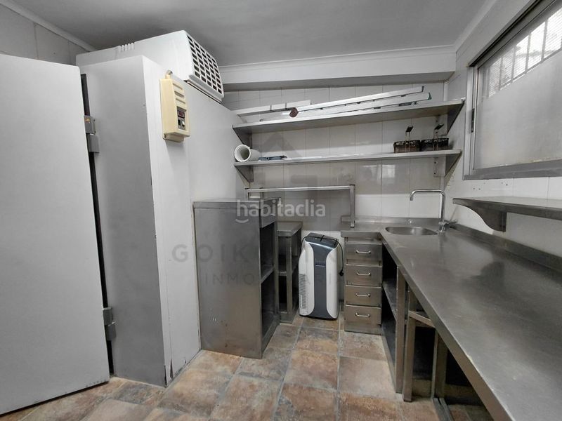 Foto 9cb91091-a90f-414d-86f3-c3e4777cf168. Location local commercial dans Pinar - Anaka - Belaskoenea Irun