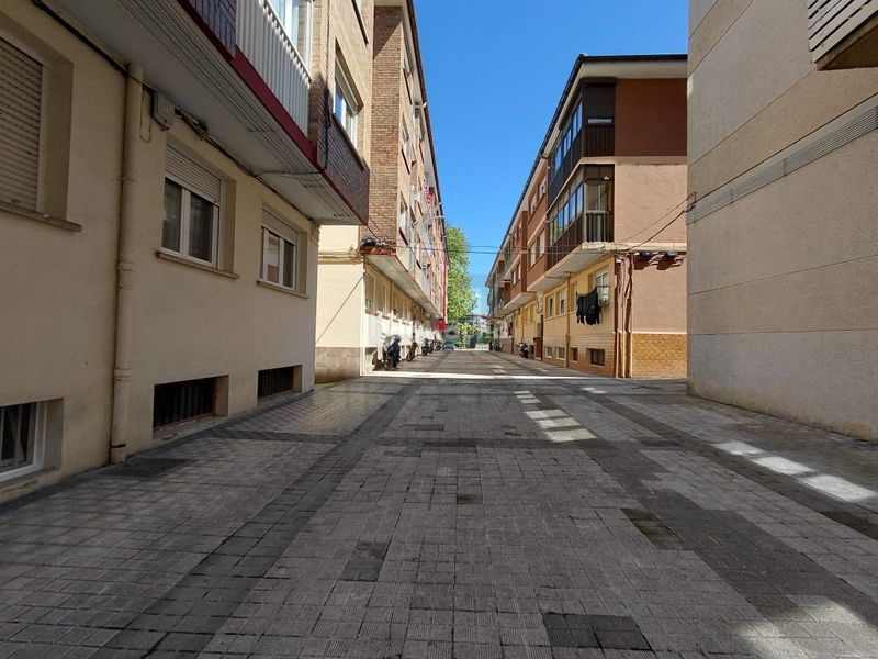 Foto f60cb4ed-d006-448e-9c8d-956db426be04. Pis a Pinar - Anaka - Belaskoenea Irun