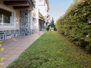 Piso  N/a. Exclusiva!!. encantadora vivienda con garaje y terraza en anaka.