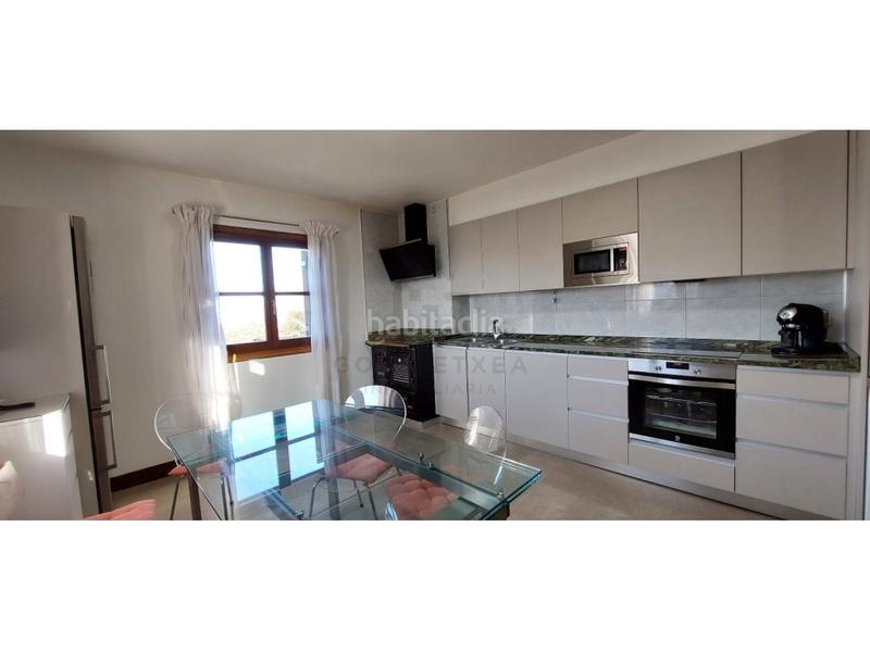 Foto ab990cfa-1ce5-4961-9124-e9a33a1efddc. Casa con parcheggio in Oiartzun