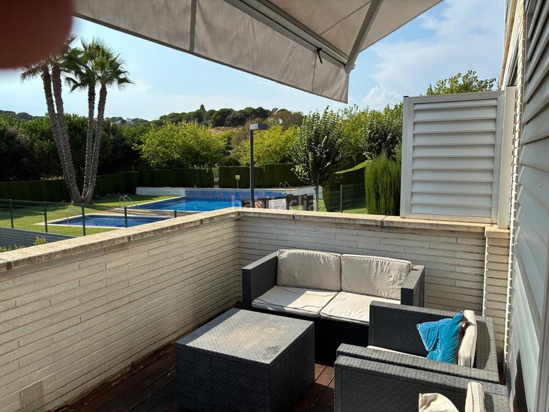 Foto e896ba16-b803-420b-9ecb-72b213218396. Reihenhaus mit heizung parking pool in Urbanitzacions Sant Pol de Mar