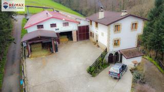Casa a Olaberria. Casa con terreno. opción agroturismo y producción de queso.