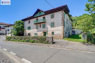 House in Donamaria. Espectacular caserón en gaztelu, navarra