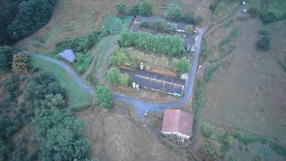 Casa a Gabiria. Caserío con 10 hectareas de terreno en gabiria.