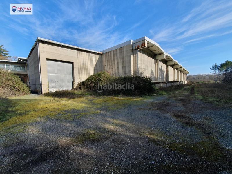 Foto 1c926046-4396-419c-bcaf-7b954b44b868. Nau industrial a Sangüesa