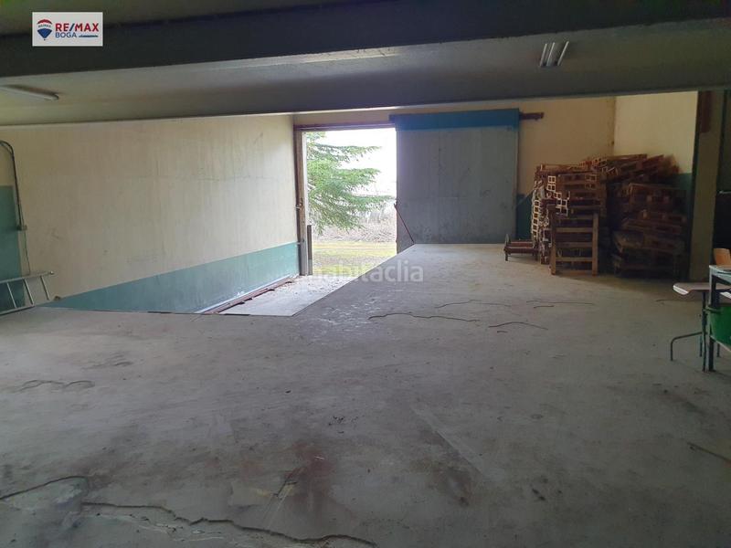 Foto 6bfa971d-2a9f-402b-8cd1-9edef7d8de79. Nau industrial a Sangüesa