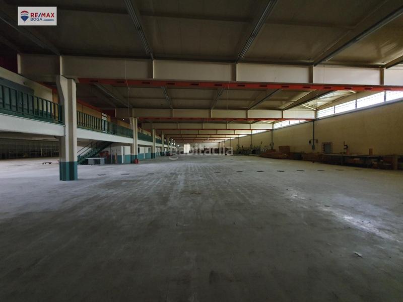 Foto 7be895ad-b813-4d07-9c74-9c99b6666f37. Nau industrial a Sangüesa