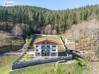 Maison à Legazpi. Casa con ingresos actuales y gran potencial para inversión o vid