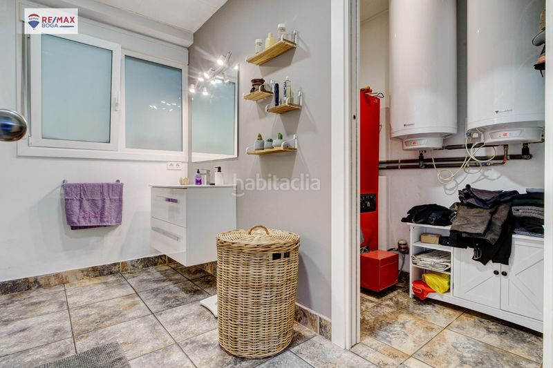 Foto 56a1c848-ba06-4af4-b7b4-34ac08f01ae1. Casa amb calefacció aparcament a Legazpi