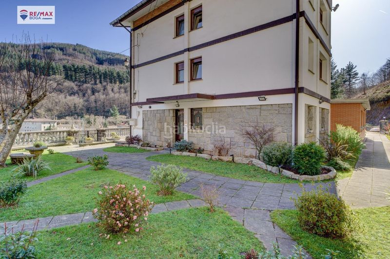 Foto 8106e9d3-d4ca-490e-ab29-d8467b87be8c. Casa amb calefacció aparcament a Legazpi