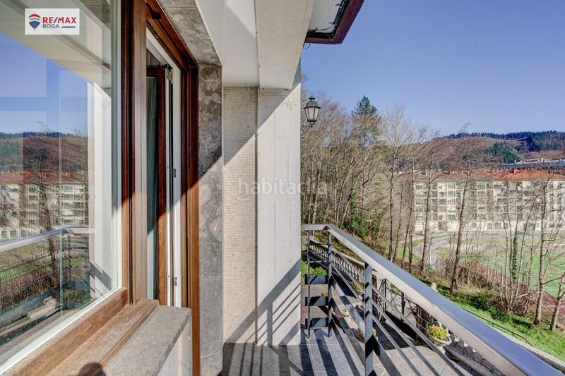Foto b13d5fa2-4aa1-415a-8f47-07d0033f5830. Casa amb calefacció aparcament a Legazpi