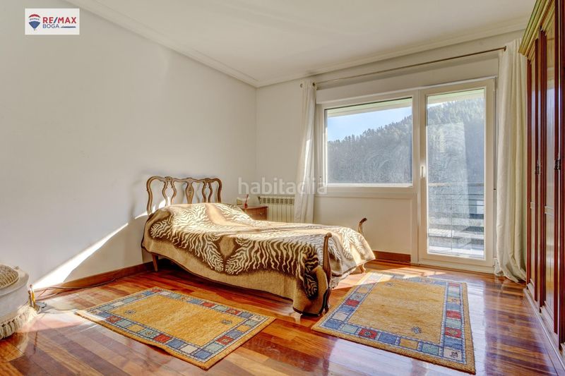 Foto d4021e4d-6b7e-4d4f-9619-2881f53d8222. Casa amb calefacció aparcament a Legazpi